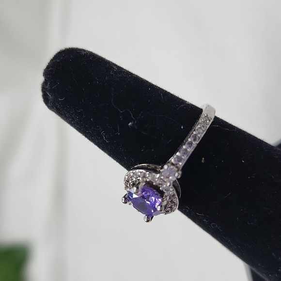 LAB CREATED ALEXANDRITE RING - Picture 4 of 10